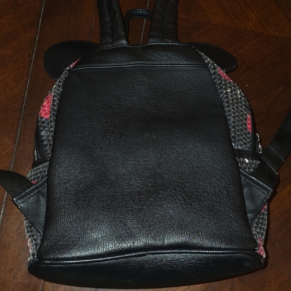 (J9) Loungefly Black and Red Sequin Backpack Disney Miney Mouse main image 8